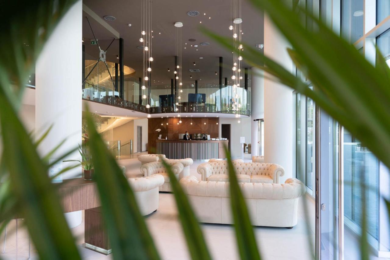 Life Hotel แบร์กาโม ภายนอก รูปภาพ